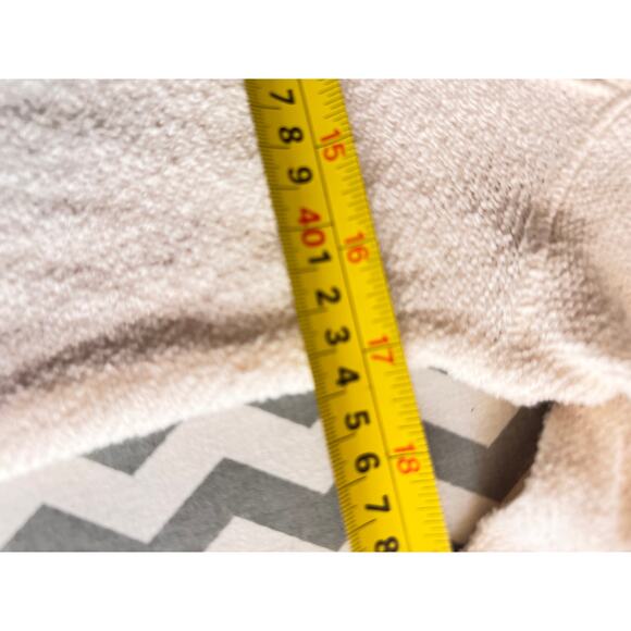 Angel of the North Beige Textured Sweater Size M - Picture 6 of 6